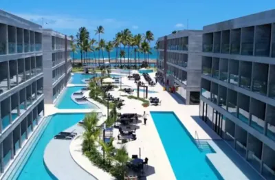 Seu refúgio de férias fica na praia de muro alto, eleita como uma das 25  melhores praias do mundo