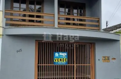 Casa à venda no bairro santa terezinha em brusque/sc