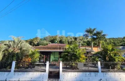 Casa com 3 quartos à venda no Cerâmica Reis, Brusque 