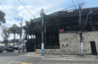 Ponto comercial para alugar na Rua Maestro Benedito de Moura, 31, Centro, São João de Meriti