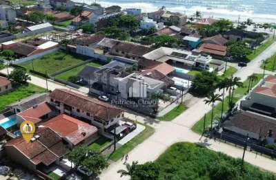 Casa com 02 quartos (01 suíte) á 250 metros da praia no Balneário Brasilia