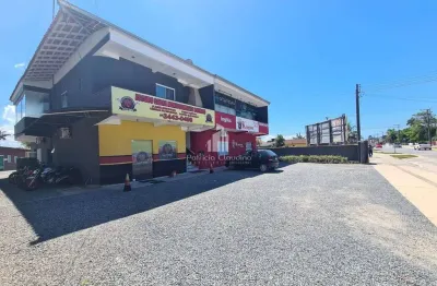 Prédio comercial e residencial com 07 imòveis alugados