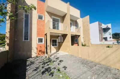 Sobrado mobiliado, com 03 dormitórios! á 40 metros da praia do imperador!