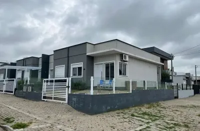 Casa com 2 quartos à venda em Bosque do Albatroz, Osório 