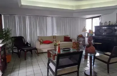 Edificio baraúnas, 1 por andar , 14 andares, construído em 1991.