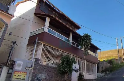 Casa com 3 dormitórios, com terraço e 2 vagas- santo antônio - juiz de fora/mg