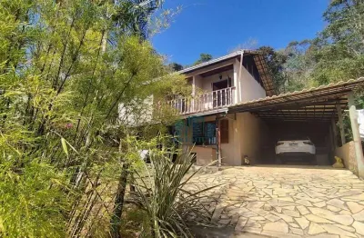 Casa com 5 quartos, 2 suítes em terreno de 1.500m2 - condomínio fazendinha do ipirangajuiz de fora/mg