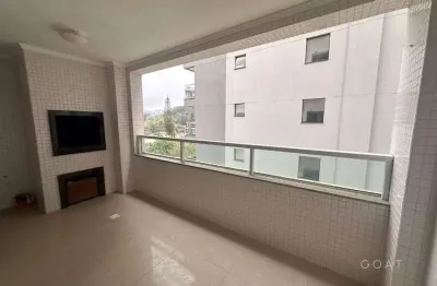 Apartamento para locação anual na praia brava, poucos metros do mar.
