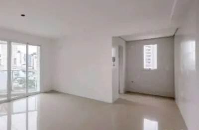 Suítes, lazer completo e localização privilegiada – centro de itajaí