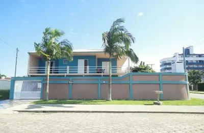Casa com 3 quartos à venda na Rua Santos Dumont Esquina Com Rua Alcides Pereira, Centro, Guaratuba