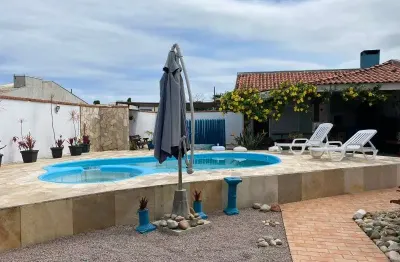 Casa com 3 quartos à venda na Rua Mauro Paciornik, 27, Balneário Eliane, Guaratuba