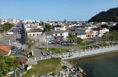 Casa com 5 quartos à venda na Rua Coronel Afonso Botelho, 45, Centro, Guaratuba