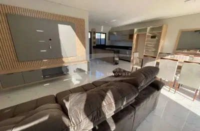 Casa com 3 quartos à venda na Rua Jose De Alencar, 1001, Brejatuba, Guaratuba