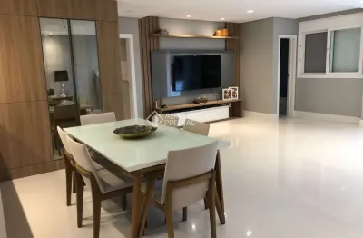 Apartamento com 3 quartos à venda na avenida das lagostas, 1066, jurerê internacional, florianópolis, 155 m2 por r$ 3.500.000