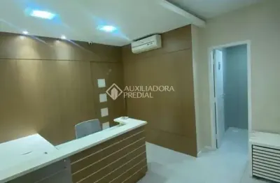 Sala comercial à venda na avenida rio branco, 404, centro, florianópolis, 59 m2 por r$ 480.000