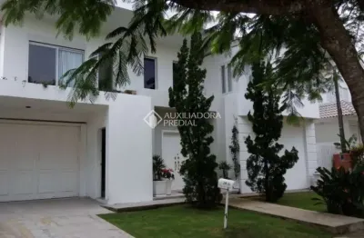 Casa com 5 quartos à venda na rua das tainhas, 370, jurerê internacional, florianópolis, 680 m2 por r$ 5.800.000