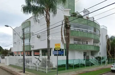 Apartamento com 2 quartos à venda na avenida dos búzios, 208, jurerê internacional, florianópolis, 70 m2 por r$ 1.200.000