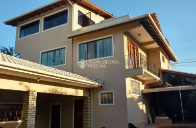 Casa com 5 quartos à venda na servidão cassiano gregorio flor, 122, ingleses do rio vermelho, florianópolis, 497 m2 por r$ 3.000.000