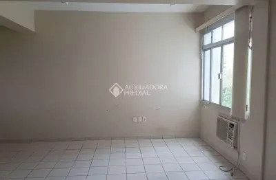 Sala comercial à venda na praça quinze de novembro, 153, centro, florianópolis, 50 m2 por r$ 220.000