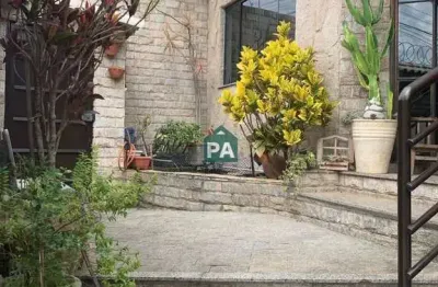 Casa com 3 quartos à venda no jardim das hortênsias, poços de caldas  por r$ 1.000.000