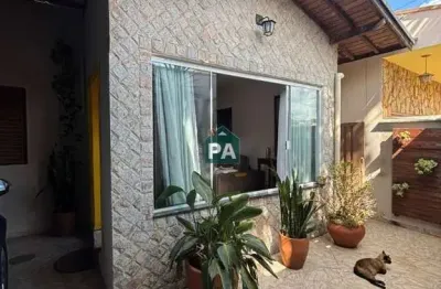 Casa com 2 quartos à venda na vila caio junqueira, poços de caldas  por r$ 630.000
