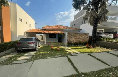 Casa em condomínio fechado com 3 quartos para alugar no Condomínio Belvedere, Cuiabá 