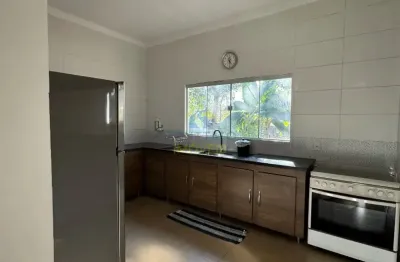 Casa com 3 quartos para alugar no Recanto dos Pássaros, Cuiabá 