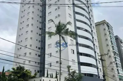 Apartamento a poucos passos do centro com 03 dormitórios à venda no bairro vicktor konder.