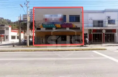 Prédio comercial centro de blumenau frente para rua 7 de setembro