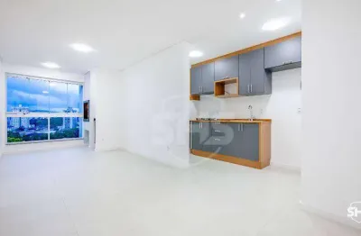 Apartamento novo, último andar com vista para área de preservação!