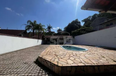 Casa com 3 dormitórios para alugar, 169 m² por r$ 5.056,00/mês - água verde - blumenau/sc