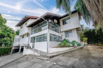 Apartamento com 1 dormitório para alugar, 18 m² por R$ 1.497,00/mês - Itoupava Seca - Blumenau/SC