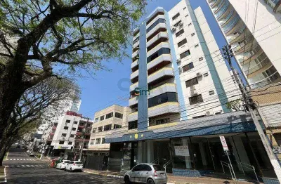 Apartamento com 3 quartos para alugar na Avenida Nereu Ramos  E, Centro, Chapecó