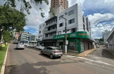 Apartamento com 3 quartos para alugar na Avenida Porto Alegre, Centro, Chapecó