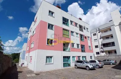 Apartamento de frente, contendo dois dormitórios, sacada com churrasqueira e uma vaga de garagem coberta.