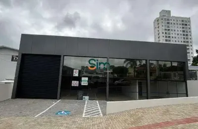 Barracão Comercial para Aluguel em Chapecó – Passo dos Fortes, 450m², 1 Vaga