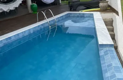 Essa bela casa está esperando por você e sua família para desfrutar de momentos especiais
