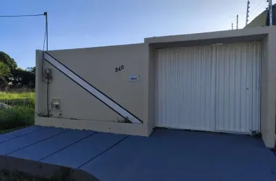 Casa com 2 quartos à venda na Rua Olho D'água, 340, Centro, Aquiraz