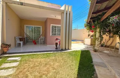 Excelente casa com piscina a venda na divineia - aquiraz.