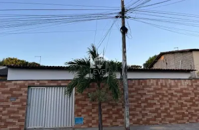 Casa com 3 quartos à venda no Divineia, Aquiraz 