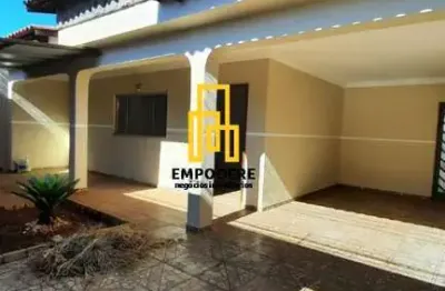 Casa para venda em uberlândia, brasil, 3 dormitórios, 1 suíte, 2 banheiros, 3 vagas