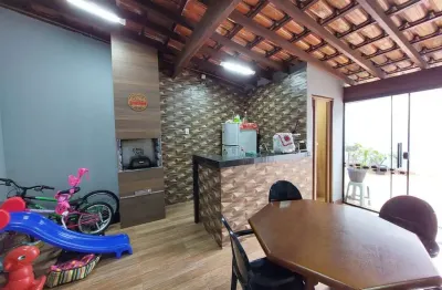 Casa para venda em uberlândia, planalto, 3 dormitórios, 3 suítes, 1 banheiro, 3 vagas