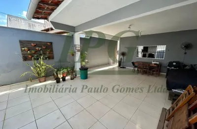 Casa padrão - casa de 3 quartos com 1 suíte e quintal frente/fundos no são judas tadeu - guarapari - es