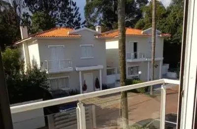 Casa de condomínio em interlagos , 04 dormitórios, 02 suítes, 02 vagas