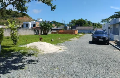 3 lotes para casas térreas com projeto aprovado a 1.500 metros das praias em penha, sc