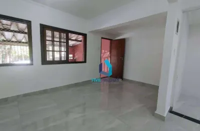 Casa reformada com 3 dormitórios e edícula – 100m² no jardim marajoara