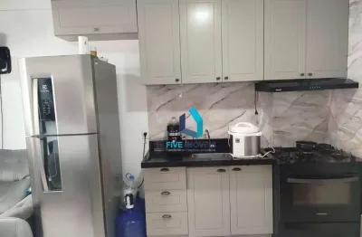 Apartamento semi-mobiliado para locação com 2 quartos no Condomínio Edvard Carmilo II no Bairro Vila Sônia.