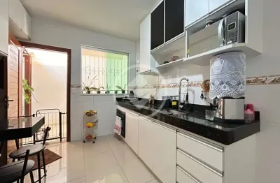 Casa com 2 quartos à venda na Via 9, 145, Jardim Imperial, Lagoa Santa