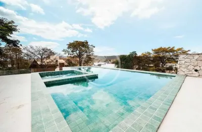 Casa à venda com 5 quartos em lagoa santa no condomínio gran royalle codigo: 150464