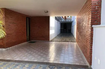 Imperdível: casa à venda em praia grande-sp, bairro flórida! 3 quartos, 3 suítes, 2 salas, 6 banheiros, 4 vagas, 364m²!